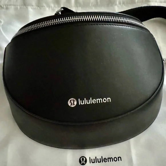 Lululemon Cactus Leather Alternative Saddle Crossbody Bag 2L - Picture 2 of 8